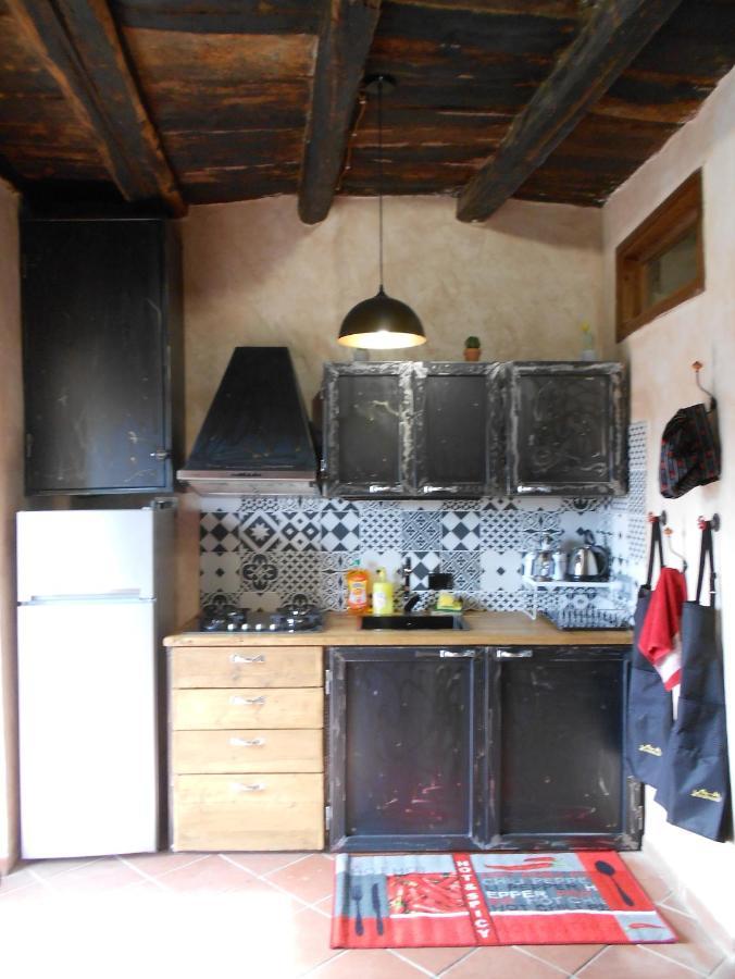 Alloggio Turistico Rizzuto - Centro Storico Bracciano  Exterior foto